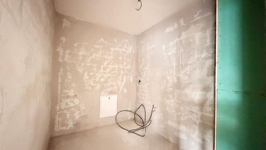 Apartament 2 camere, CF disponibil, spații verzi 1900 mp, retras de la strada - 9