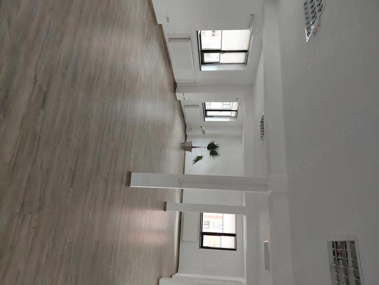 Firma ofer spre vanzare imobil D+P+3E+M, functiuni mixte, suprafata utila 791mp. - 3