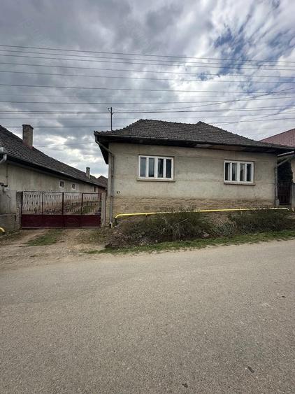 Casa cu 3 camere - 1