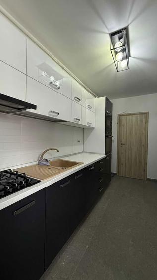 Garsoniera moderna de vanzare Dobroesti, finisata, bucatarie utilata - 1