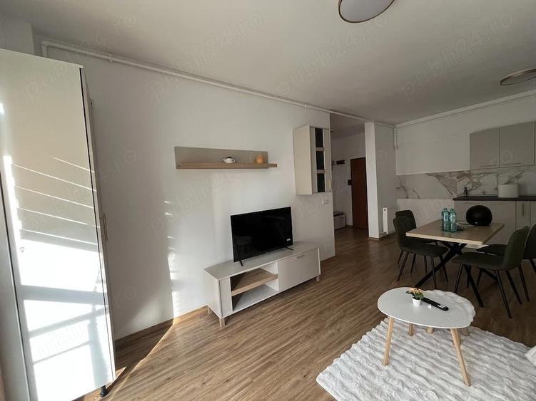 Apartament superb sector 4, Metro Berceni, cartier solar cu piscina - 1