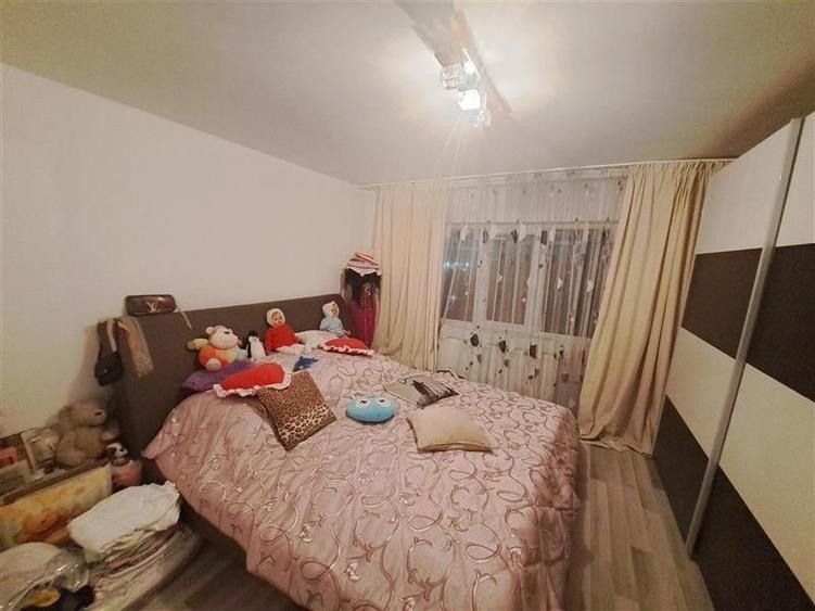 3 CAMERE, DECOMANDAT, GARAJ, MOBILAT SI UTILAT ZONA FABRIC! - 8