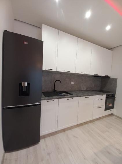 Vand apartament!Eroilor Floresti - 6