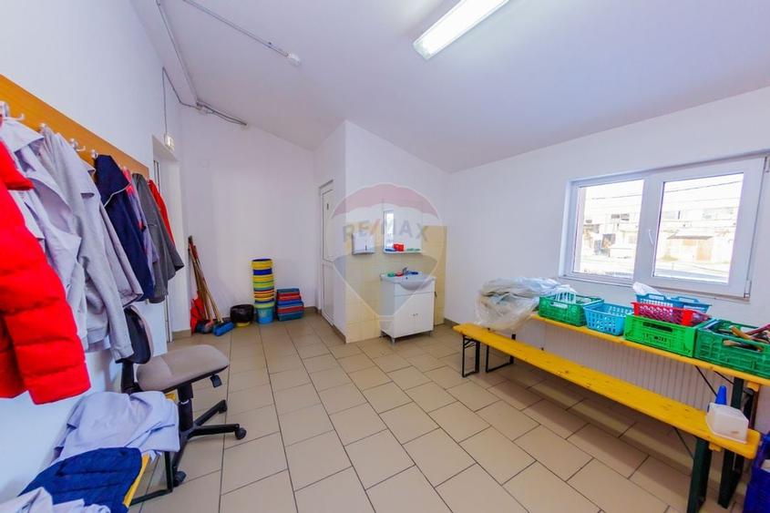 HALA  VANZARE de 1100mp in Baia Mare - 16