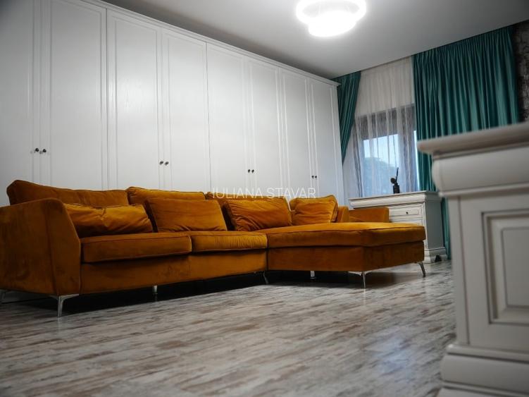 Casa 4 camere individuala Tunari cu curte