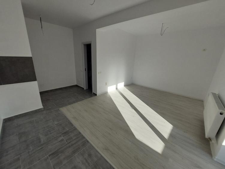 Garsoniera + Mansarda - La Cheie - Stb - Cart. Independentei - Mutare acum - 10