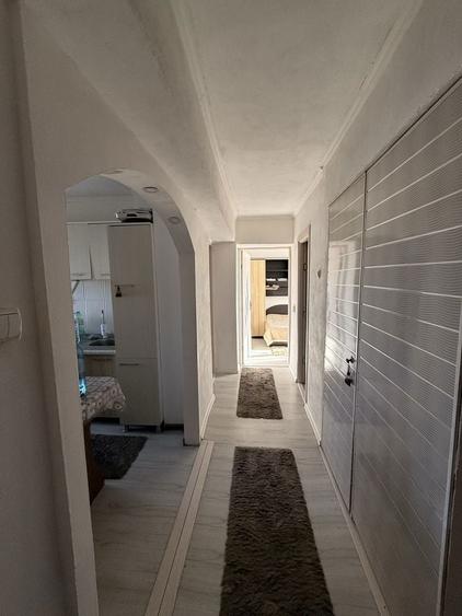Apartament 3 camere de vanzare in Calafat - 3