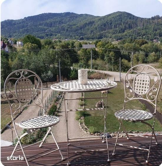 Casă cu 6 camere cu Teren 1500 Mp în Marginea