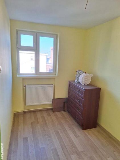 De vanzare apartament 2 camere - 1