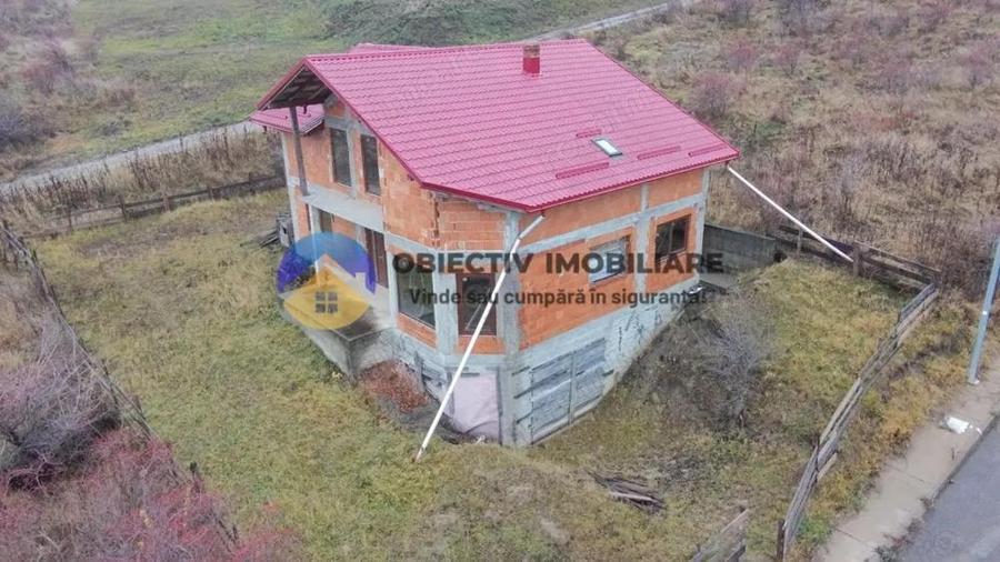 Vila la rosu + teren 500 mp de vanzare Zona Fermelor - 19
