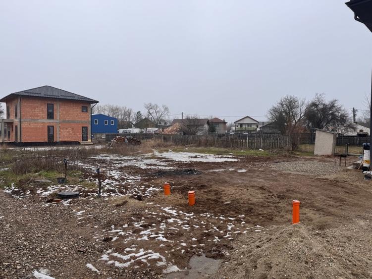 Teren Ciolpani: 500 mp langa padure si DN/ toate utilitatile - 4