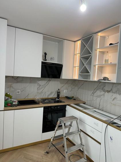 Casa de vanzare aproape de targul saptamanal bradu - 3