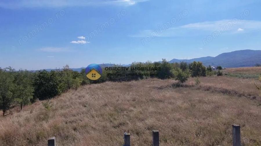 Teren intravilan 1100 mp - zona 1 Mai - 7