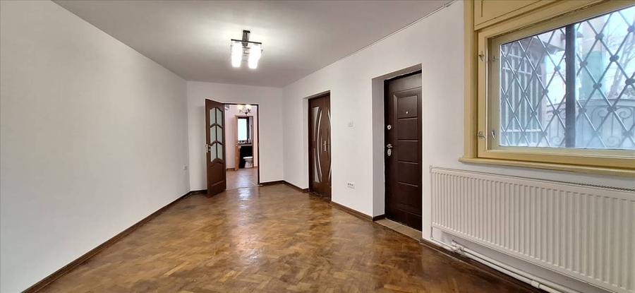 GARA CASA 3 CAMERE + DOUA CURTI RENOVATA GAZE IDEAL ACTIVITATI COMERCIALE - 3