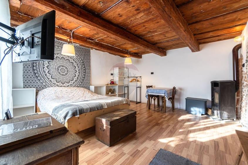 Casă cu 3 camere si teren generos de 1.519 mp în Prejmer /Comision 0% - 1