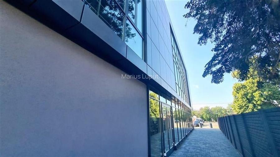 Cladire Comerciala P+3E, pozitie strategica la bulevard Cladire Comerciala P+3E, pozitie strategica la bulevard