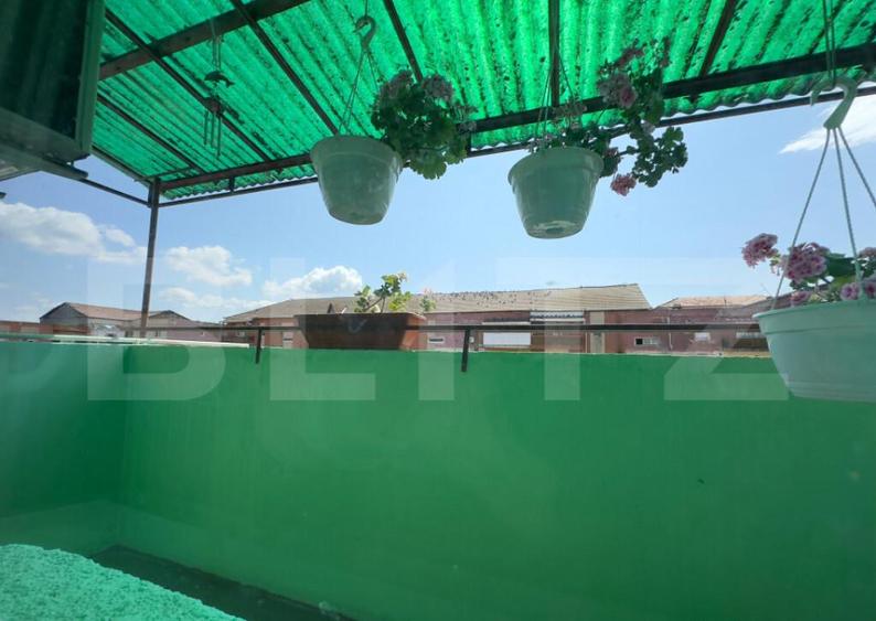 Apartament de vanzare cu 3 camere 66 mp, 2 balcoane zon - 1