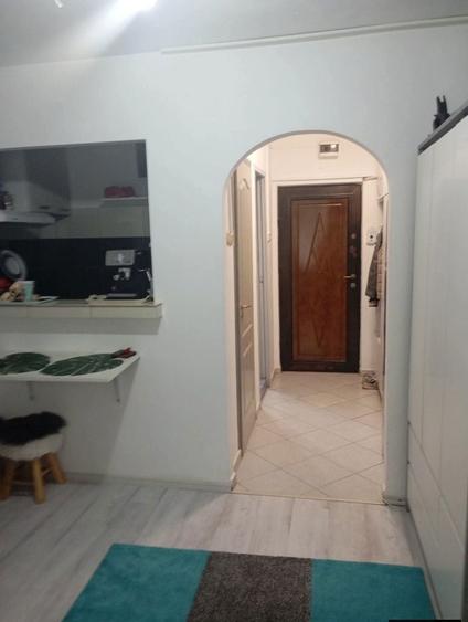 Se vinde ca in poze! Mobilata utilata complet - 4