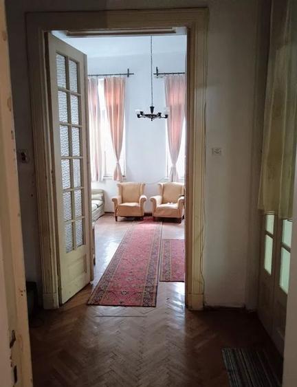 De vanzare vila burgheza 8 camere Unirii - Budapesta Ultracentral - 1