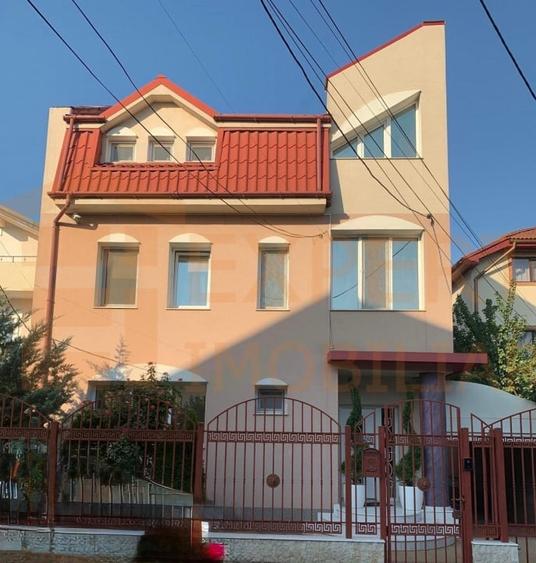 Casa de lux cu piscina  vedere Lac Siutghiol | Ovidiu - 1