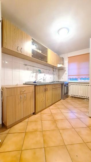 Brancoveanu  3 minute de metrou-2 camere-275 Euro - 6