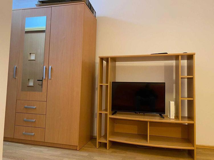 Inchiriez garsoniera Bloc Rezidential din zona sud mobilata utilata - 4