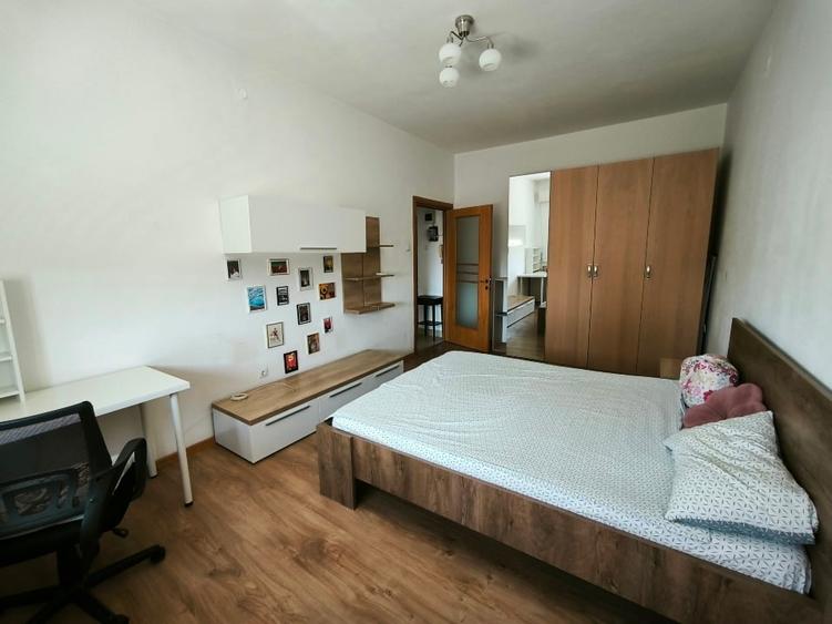 Garsoniera, Parc Gh. Petrașcu - 2