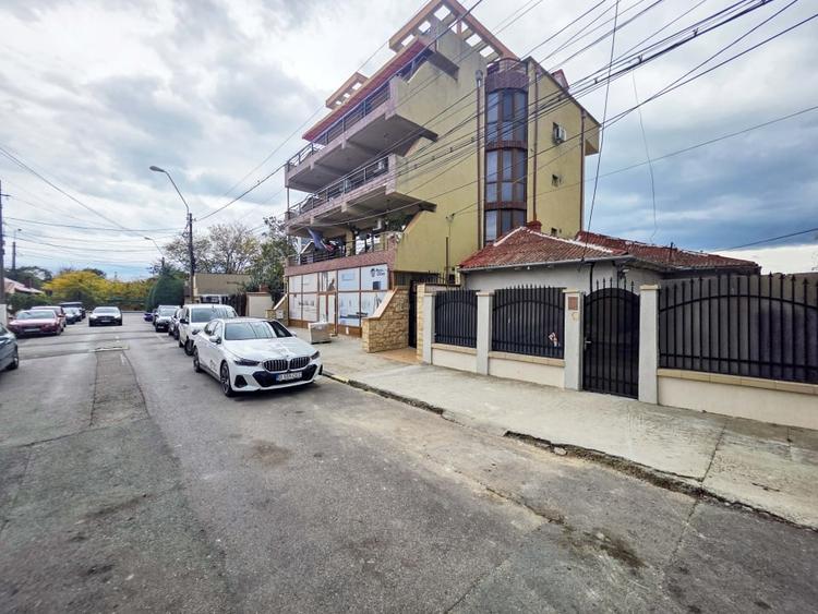 Cladire de vanzare D+P+3E+M, zona Stadion, Pretabil pentru diferite activitati. - 2