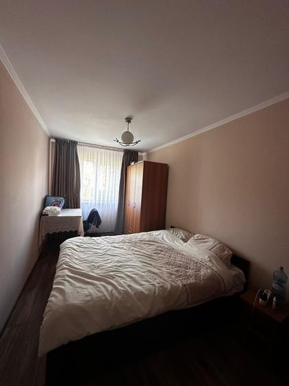 Apartament cu 3 camere, etaj 1/4, zona Alexandru cel Bun - 3