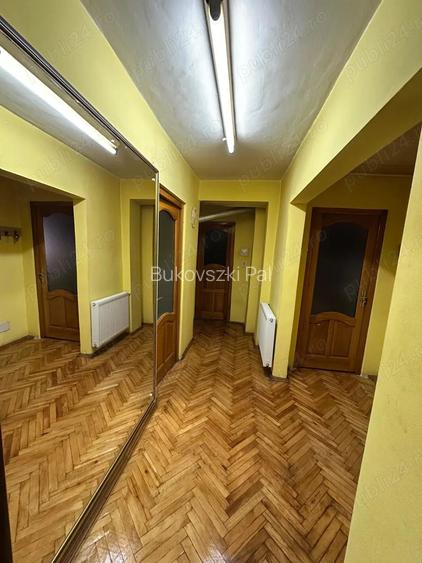 Apartament de vanzare 3 camere si 2 bai Apartament de vanzare 3 camere si 2 bai