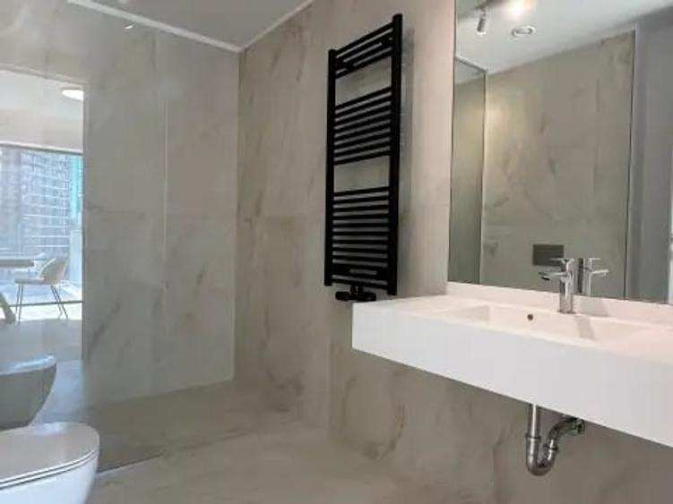 Apartament cu 2 camere de închiriat în One Lake Club - 5