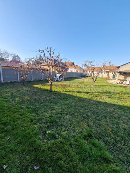 Casa in Simeria toate utilitatile zona centrala si linistita - 1