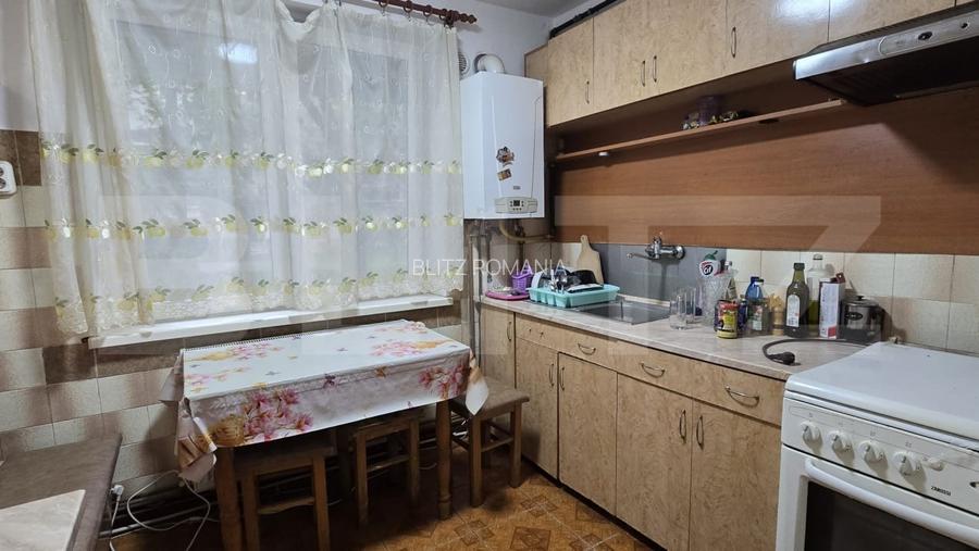 Apartament de vanzare, cu 2 camere, 46 mp, zona Careiului