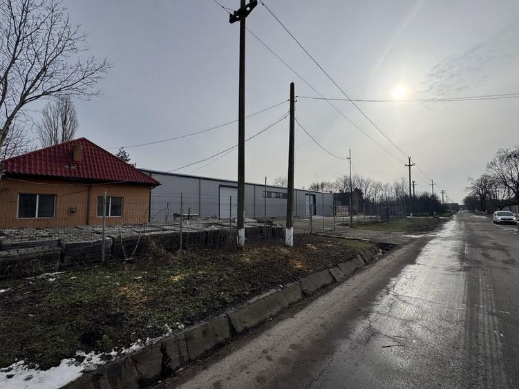 Inchiriez sau vand hala + birouri - 2