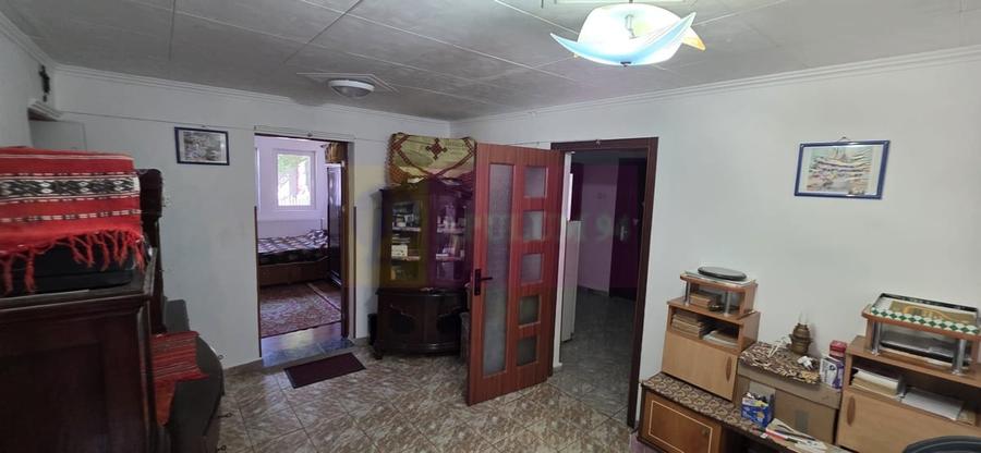 Casa de vanzare cu 5 camere in Mislea - 18