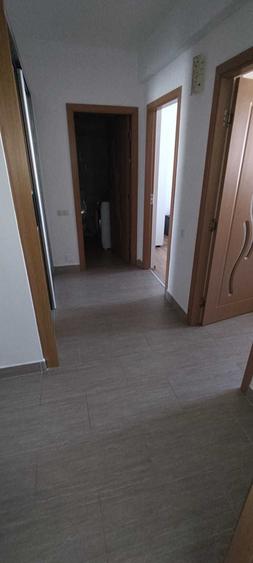 Apartament cu 2 camere semidecomandat în Florești