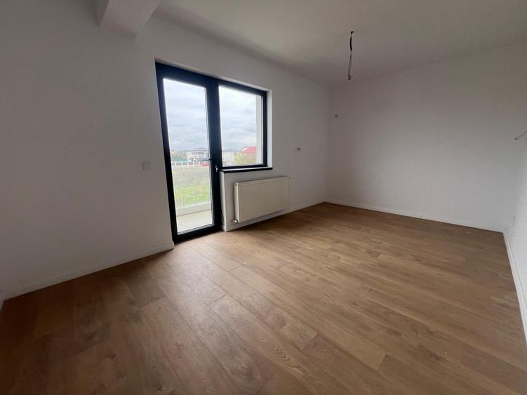 Vila individuala - 5 camere - 3 bai -teren 400 mp - 15