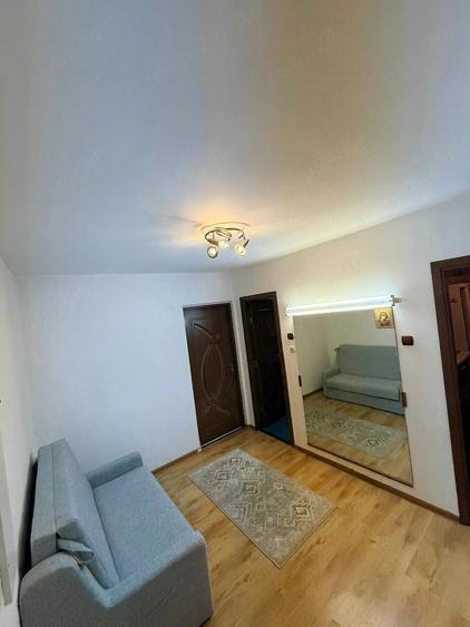 Garsonieră decomandată în Astra