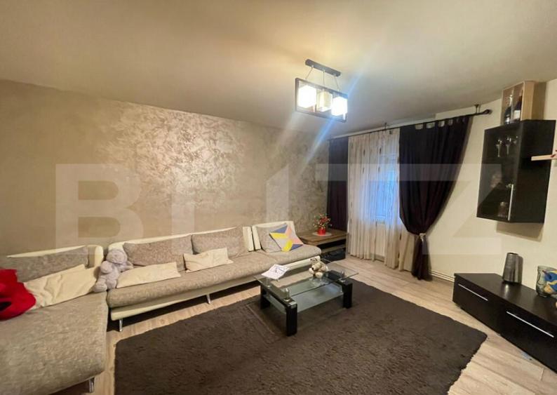 Apartament 3 camere decomandat,70mp, zona Mc Donald's - 2