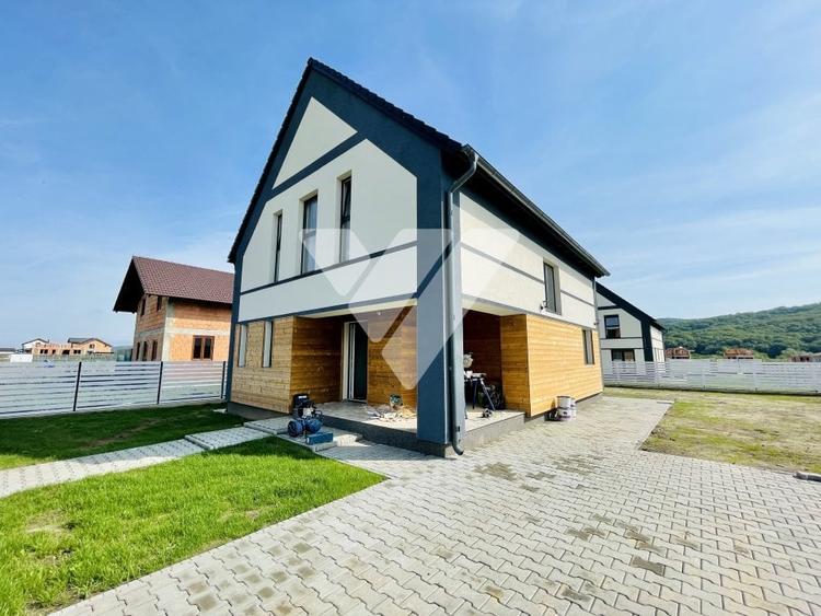Casa noua individuala 4 camere si teren 470 mp Talmaciu Sibiu - 1