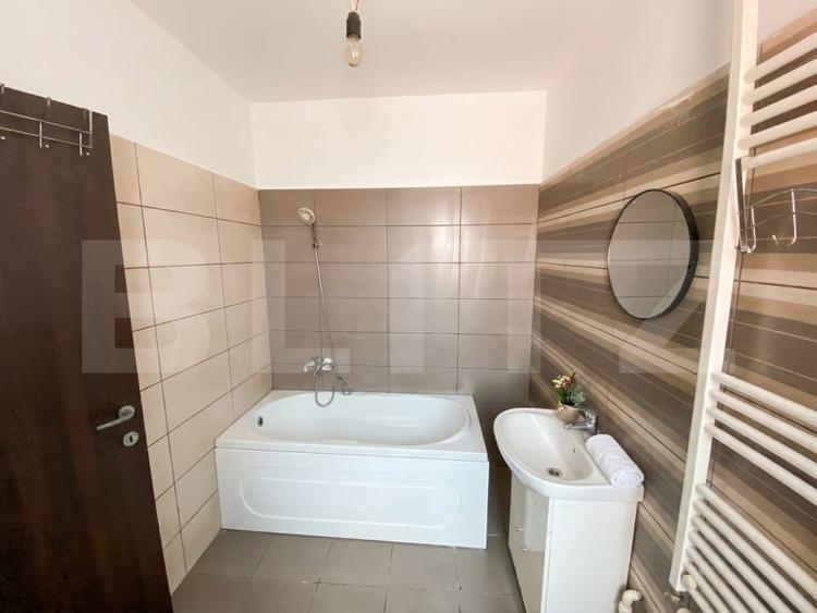 Apartament cu 2 camere semidecomandat, mobilat în Moșnița Nouă