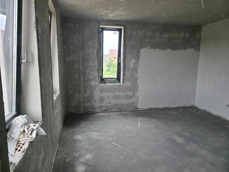 Vand duplex in Sinmartin , SC110, P+E, ter 270 , gaz , constr 2024, izolatie de 10. - 13