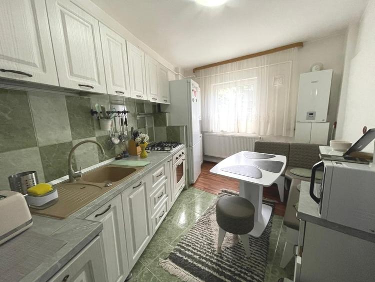 Apartament de vânzare | 2 camere | decomandat | 52mp| Etaj 1 | zona Cetate - 1