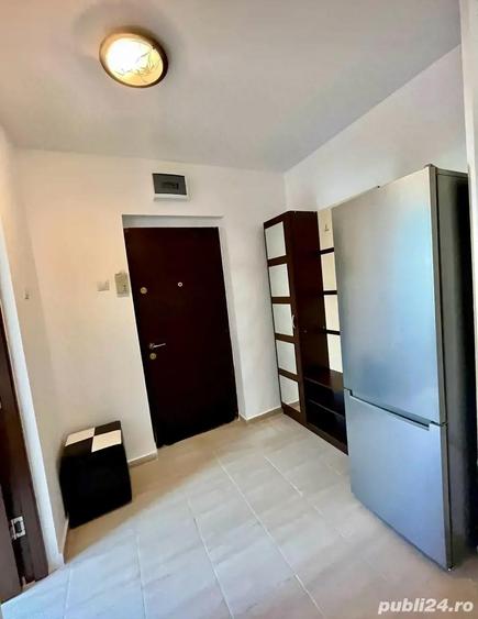 Inchiriez Apartament Renovat 3 Camere Pajura, sect. 1 - 6