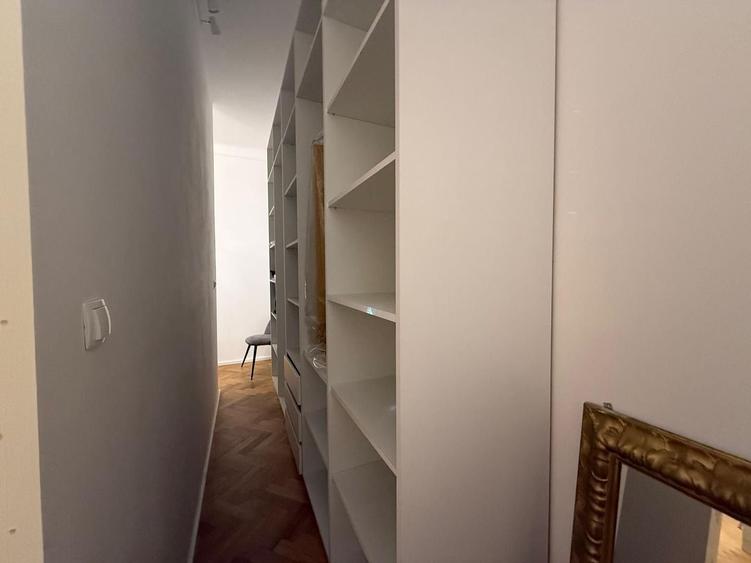 Apartament central, 3 camere  renovat complet, comision 0 - 8