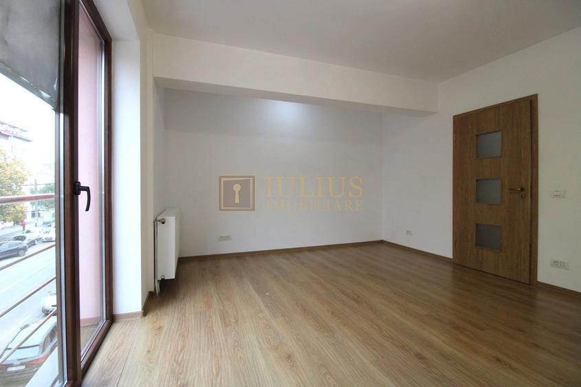 8 incaperi, 2 bai, centrala proprie, 3 locuri de parcare; Lipovei. - 7