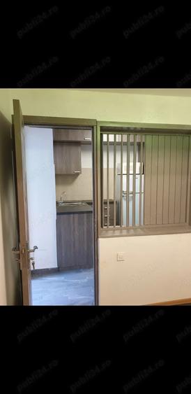 Inchiriez in zona centrala, apartament de 2 camere in ent la casa in str Ciresilof - 5