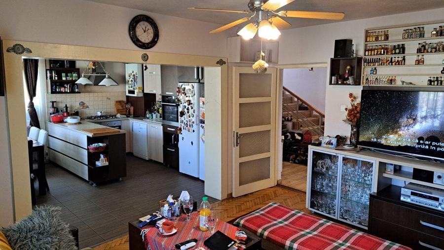 Casă de v&acirc;nzare Săcele, D&acirc;rste Pod - 8