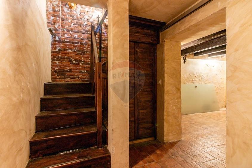 Casa cu identitate, farmec de epoca | consolidata| Marasesti | Unirii - 14