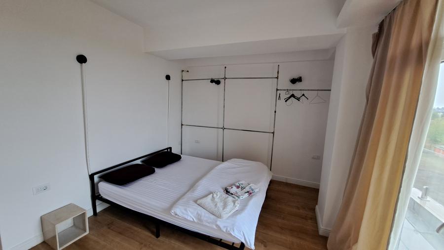 APARTAMENT 3 CAMERE CU 3 BAI - LUX - LOC PARCARE - COMISION 0 - 38